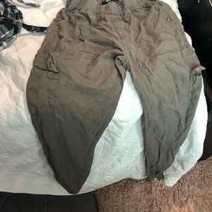 Very cute, army green pants size small but can fit a medium